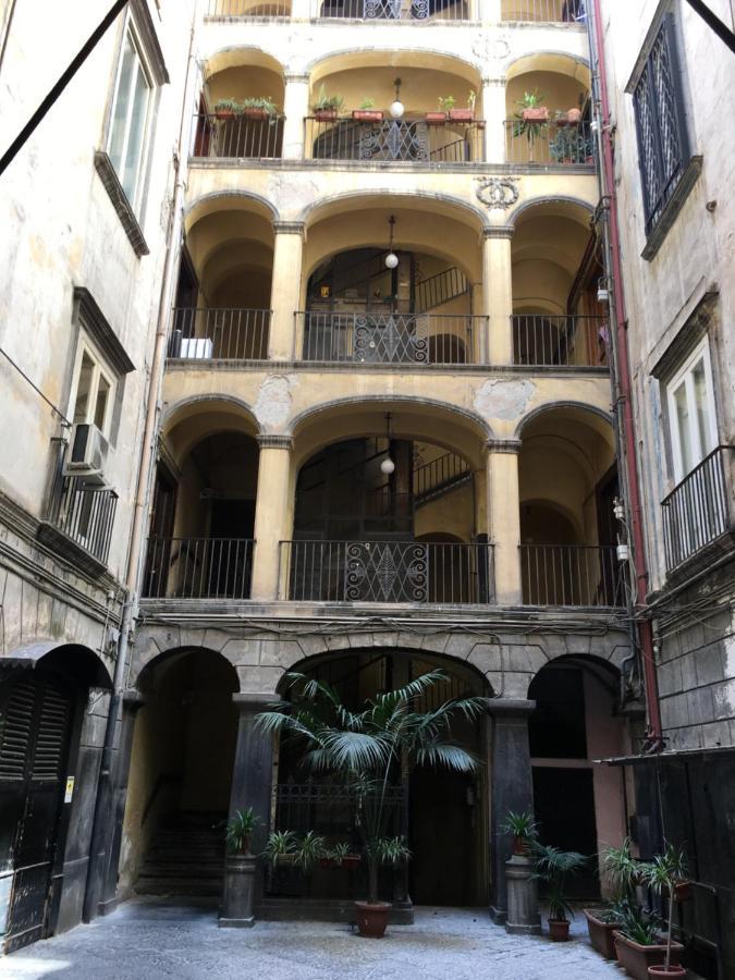Napaje Acomodação com café da manhã Nápoles Exterior foto